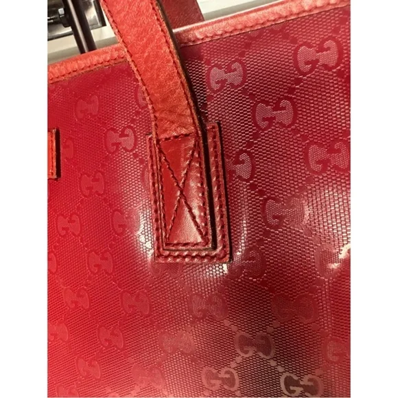 325. Red Gucci Tote Bag - Picture 14 of 16